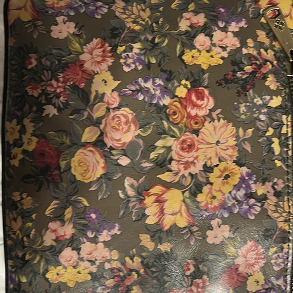 NWT Patricia Nash English Country Collection Purse / crossbody. - Picture 10 of 10